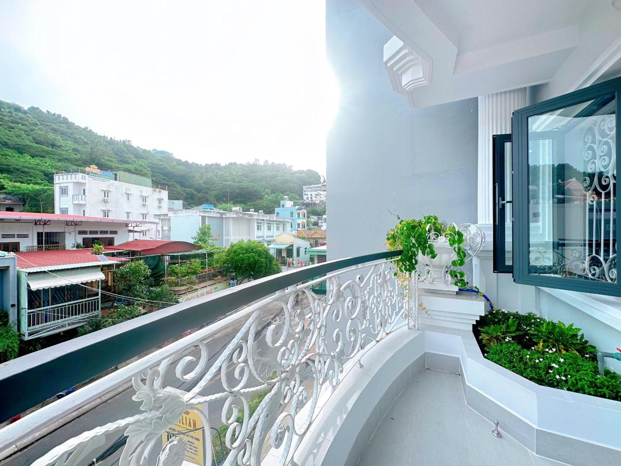 Milan Homestay - Milanesa Hotel And Apartment Вунгтау Экстерьер фото