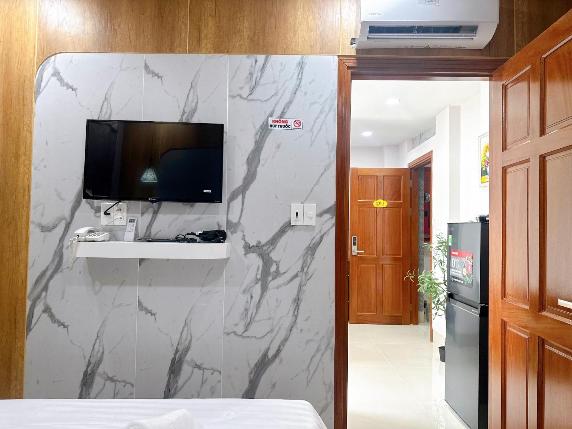 Milan Homestay - Milanesa Hotel And Apartment Вунгтау Экстерьер фото