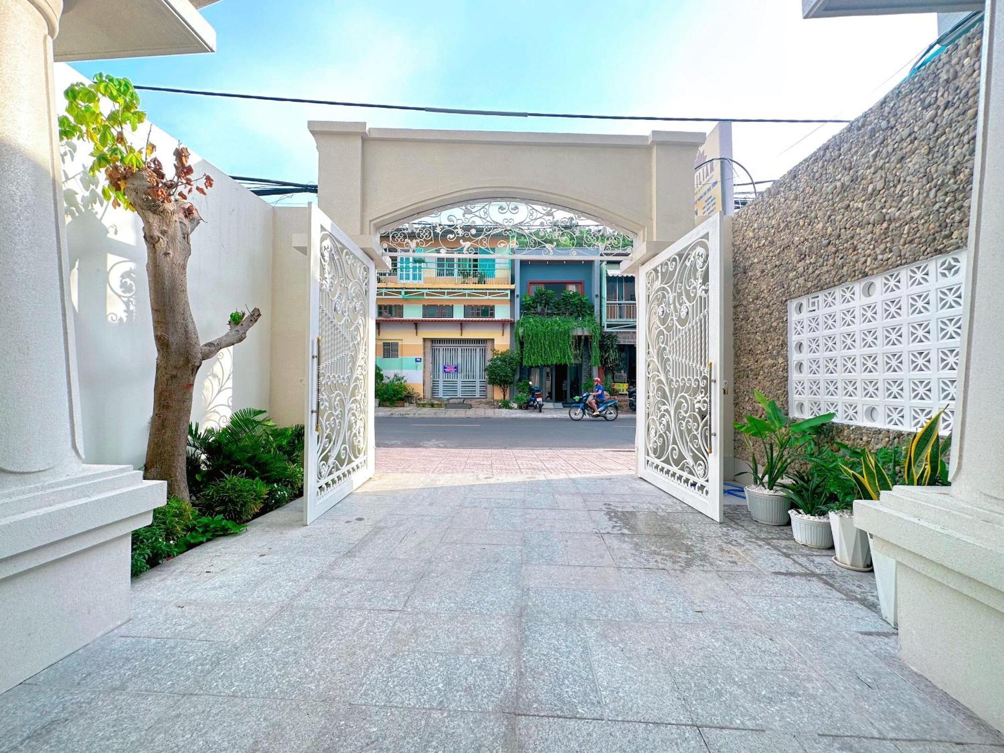 Milan Homestay - Milanesa Hotel And Apartment Вунгтау Экстерьер фото